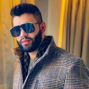 Gucci Men Sunglasses GG0584S 001 Black / Grey